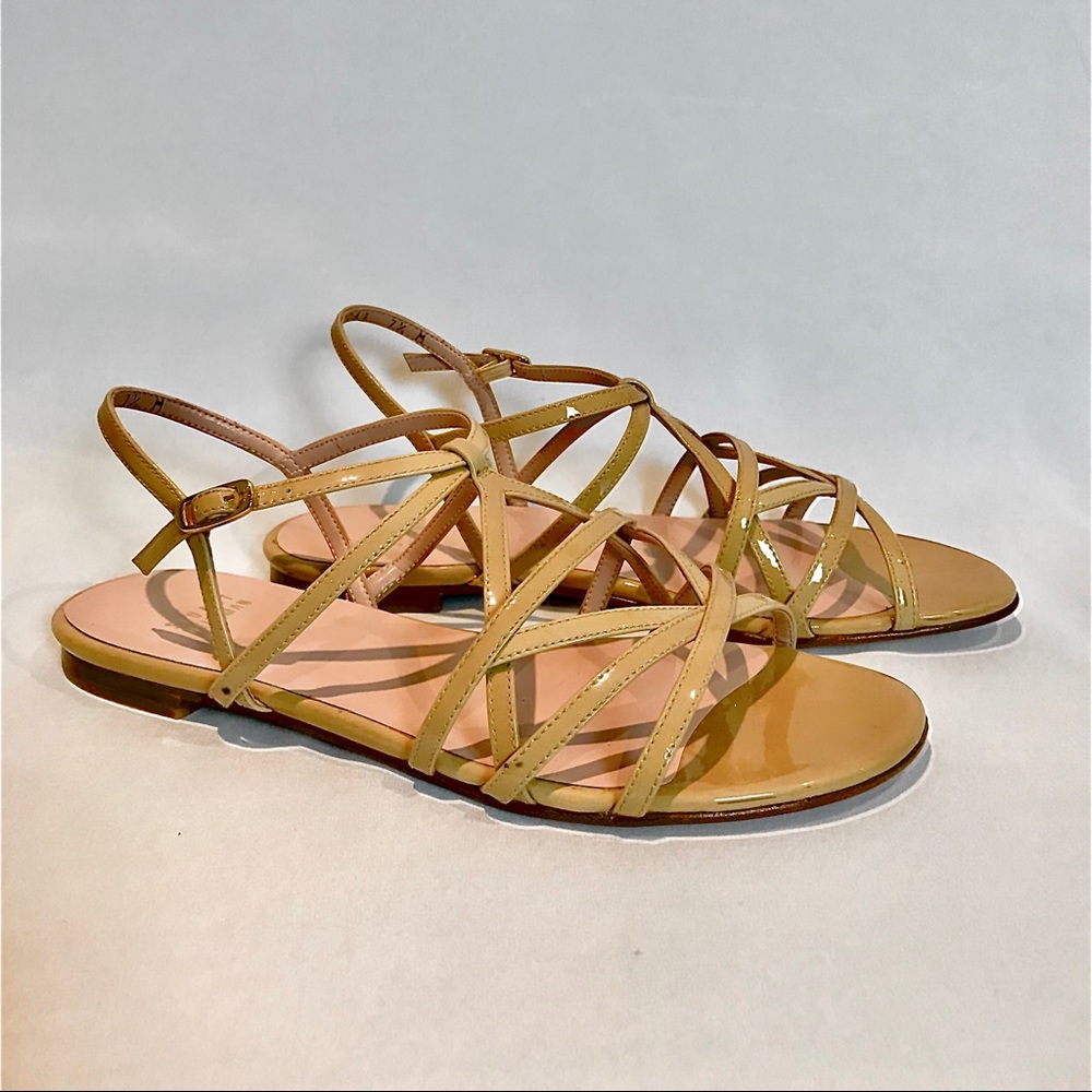 Brand new! Stuart Weitzman “Transito Sanda…